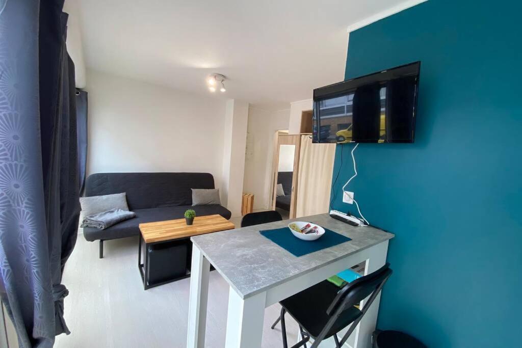 شقة Studio & Parking Prive Centre Orleans Tram Au Pied المظهر الخارجي الصورة